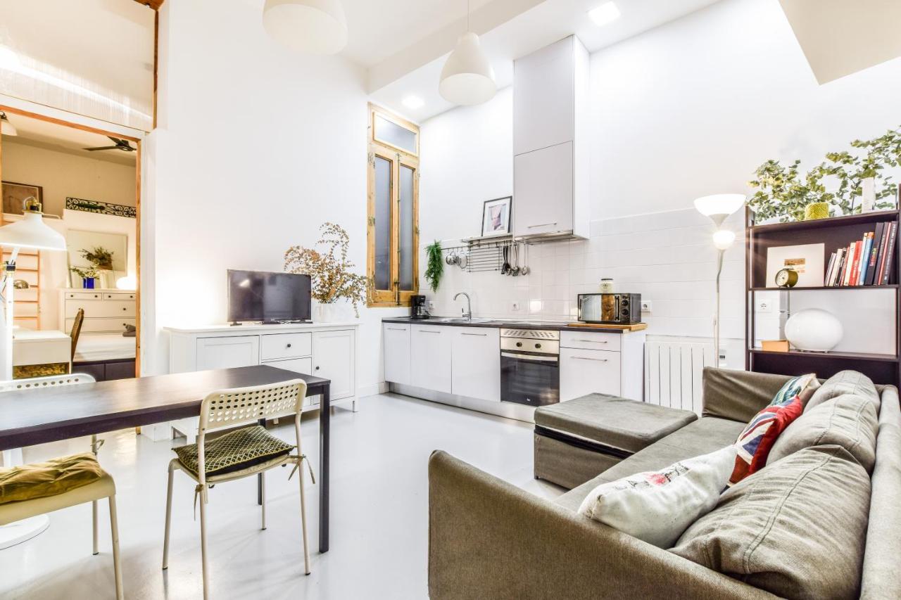 Piso De Ave Maria Apartment Madrid Exterior photo